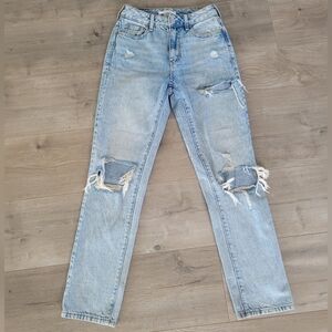 Women's light blue jeans.